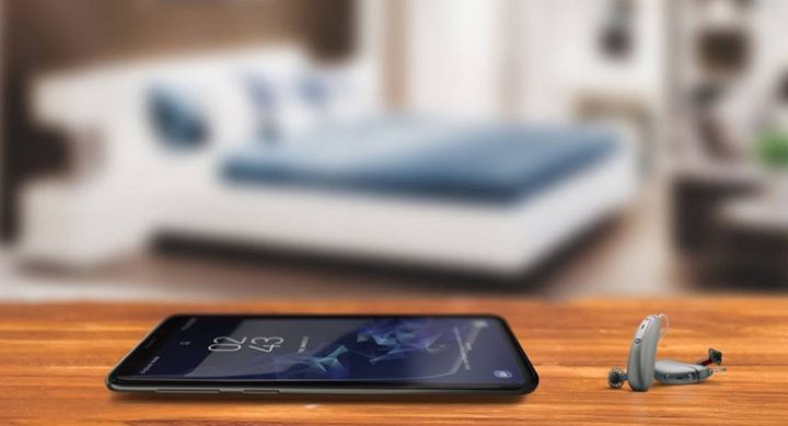 AUDIO-BM-slusni-aparati-brezzicna-povezava-brez-vmesnikov-prostorocno-telefoniranje-Android-Apple