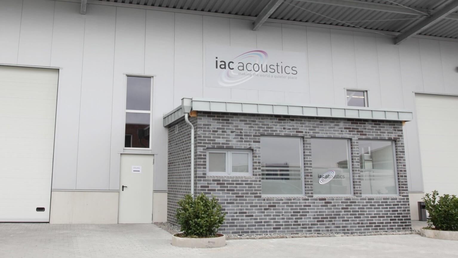 IAC-Acoustics-hq-ORL-tihe-kabine-avdiometri-AUDIO-BM-slusni-centri-in-medicinska-oprema