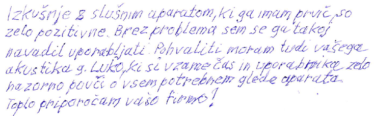 Z_aparatom_zelo_zadovoljen_slusni_center_AUDIO_BM_Maribor_strokovnjaki_za_sluh_pregled_testiranje_narocilnica_ZZZS_otoloski_pregled_klinika_izjava_stranke